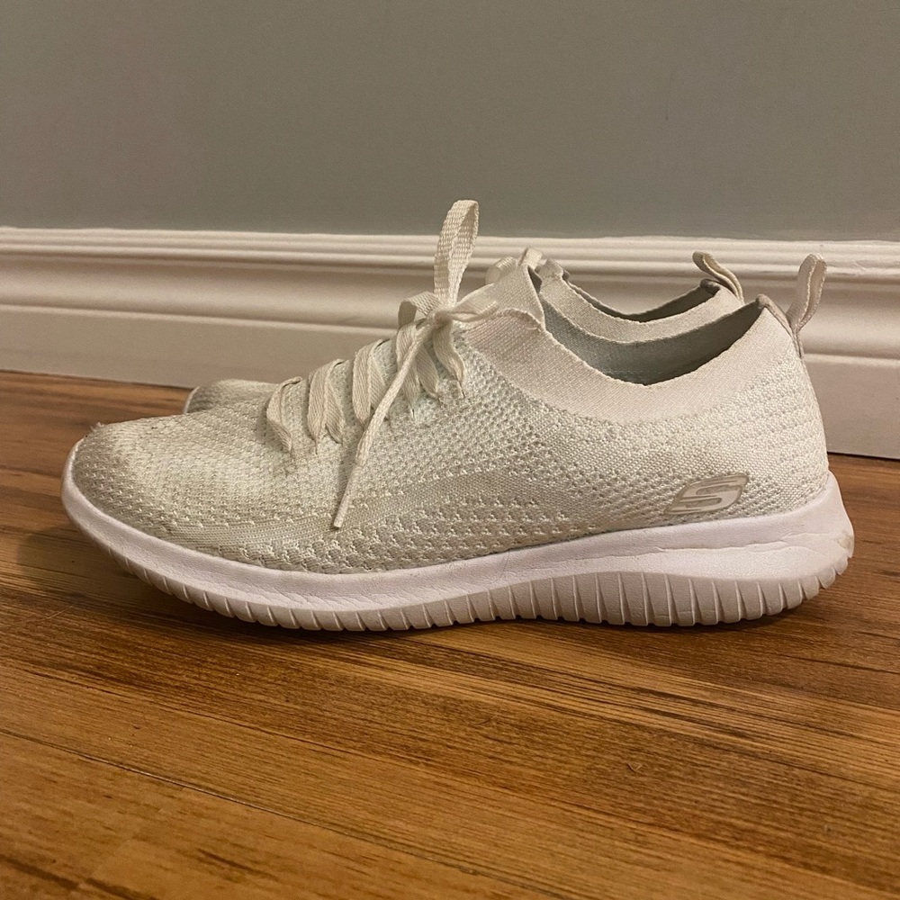 Skechers Sneakers - Picture 2 of 11